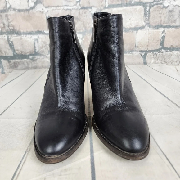 Aquatalia Black Leather Ankle Boot Side Zip Almond Toe Size 7 1/2 Made in Italy - Picture 7 of 11